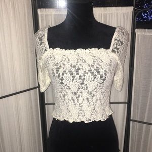 3/$25 NWOT Antique White Lacey Look Crop Top